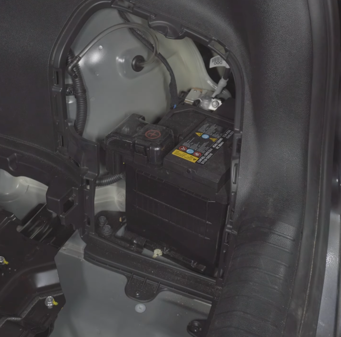 Kia Niro Hybrid PHEV EV 12V Auxiliary Battery (2016-2022) - Superstart Batteries