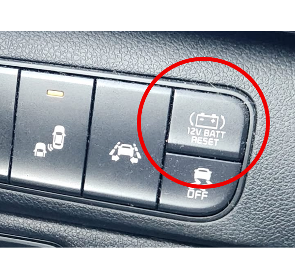 Kia Niro Hybrid PHEV EV 12V Auxiliary Battery (2016-2022) - Superstart Batteries